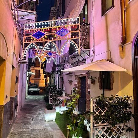 La Casetta Di Sharon Palermo Bagian luar foto