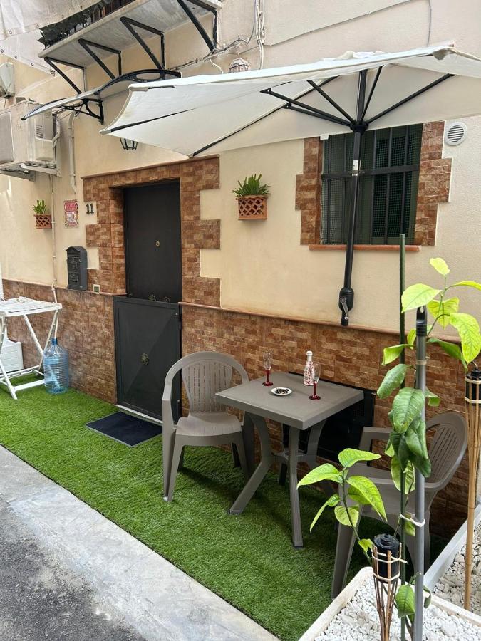La Casetta Di Sharon Palermo Bagian luar foto
